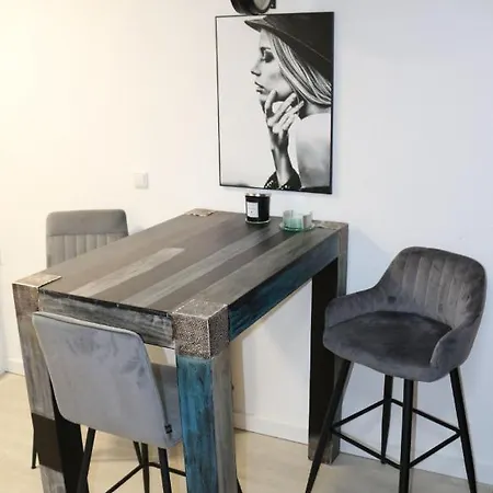 Relax - Messe Contactless Check In Apartman